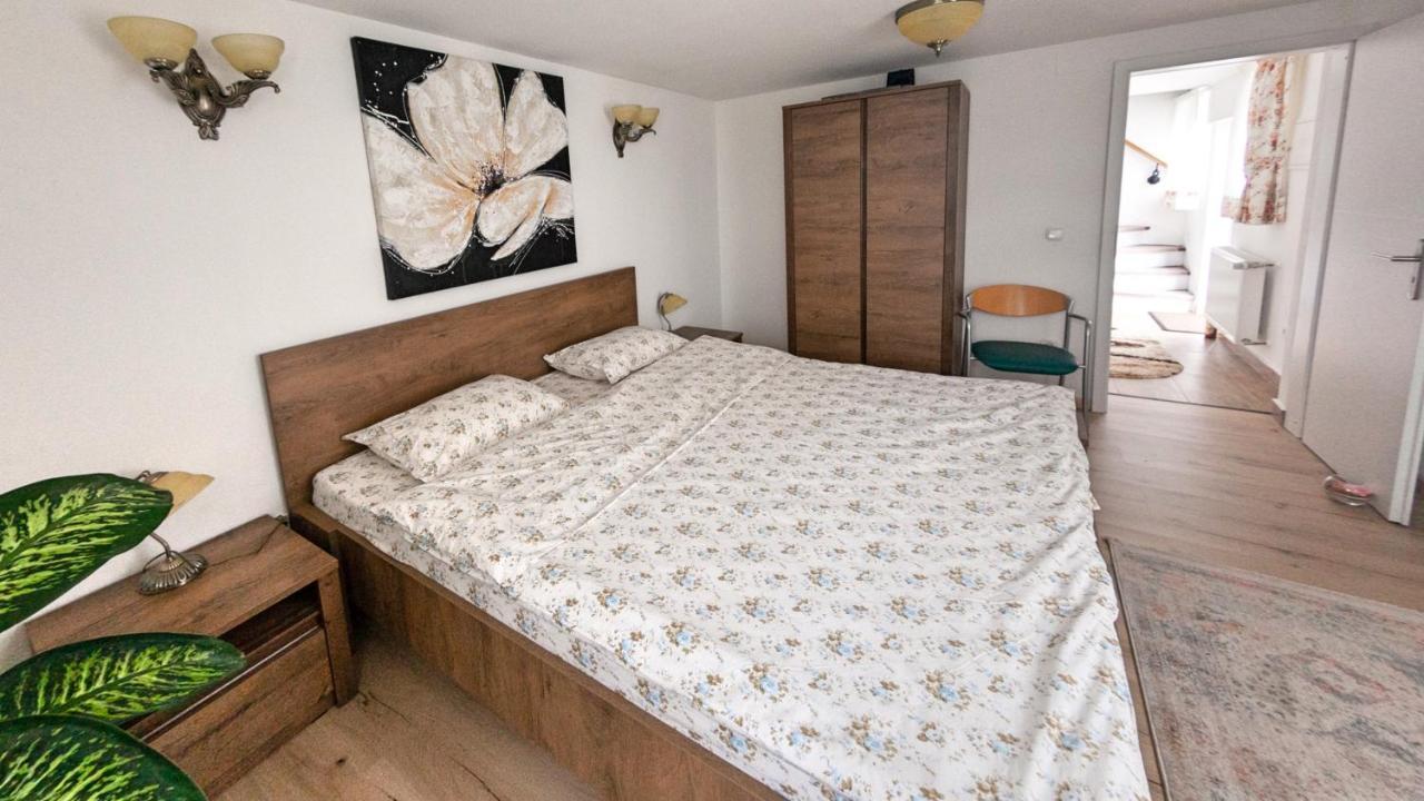 Zur Krone - Ferienhaus 1 Widdershausen Exteriör bild