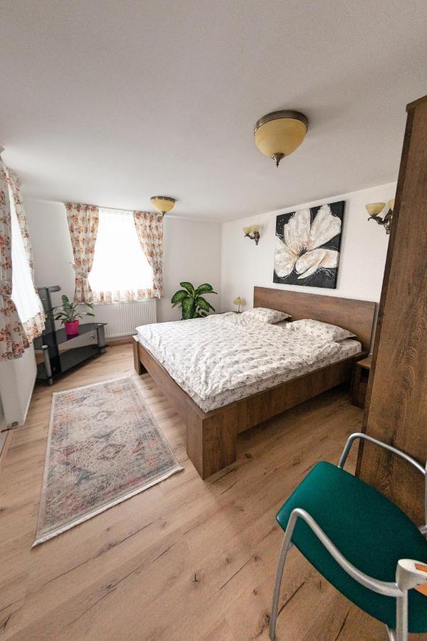 Zur Krone - Ferienhaus 1 Widdershausen Exteriör bild